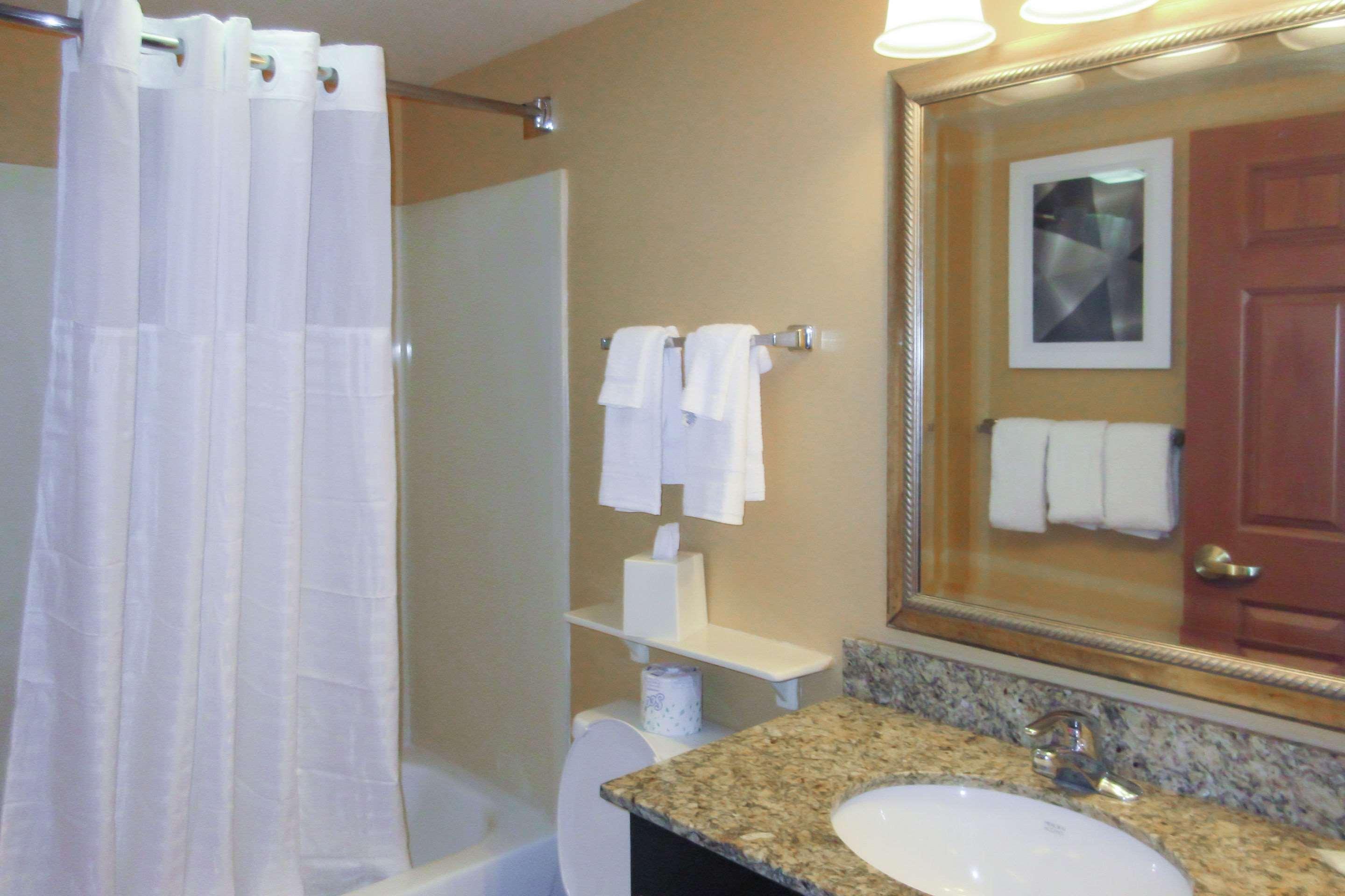 Suburban Extended Stay Hotel Greenville Haywood Mall Eksteriør billede