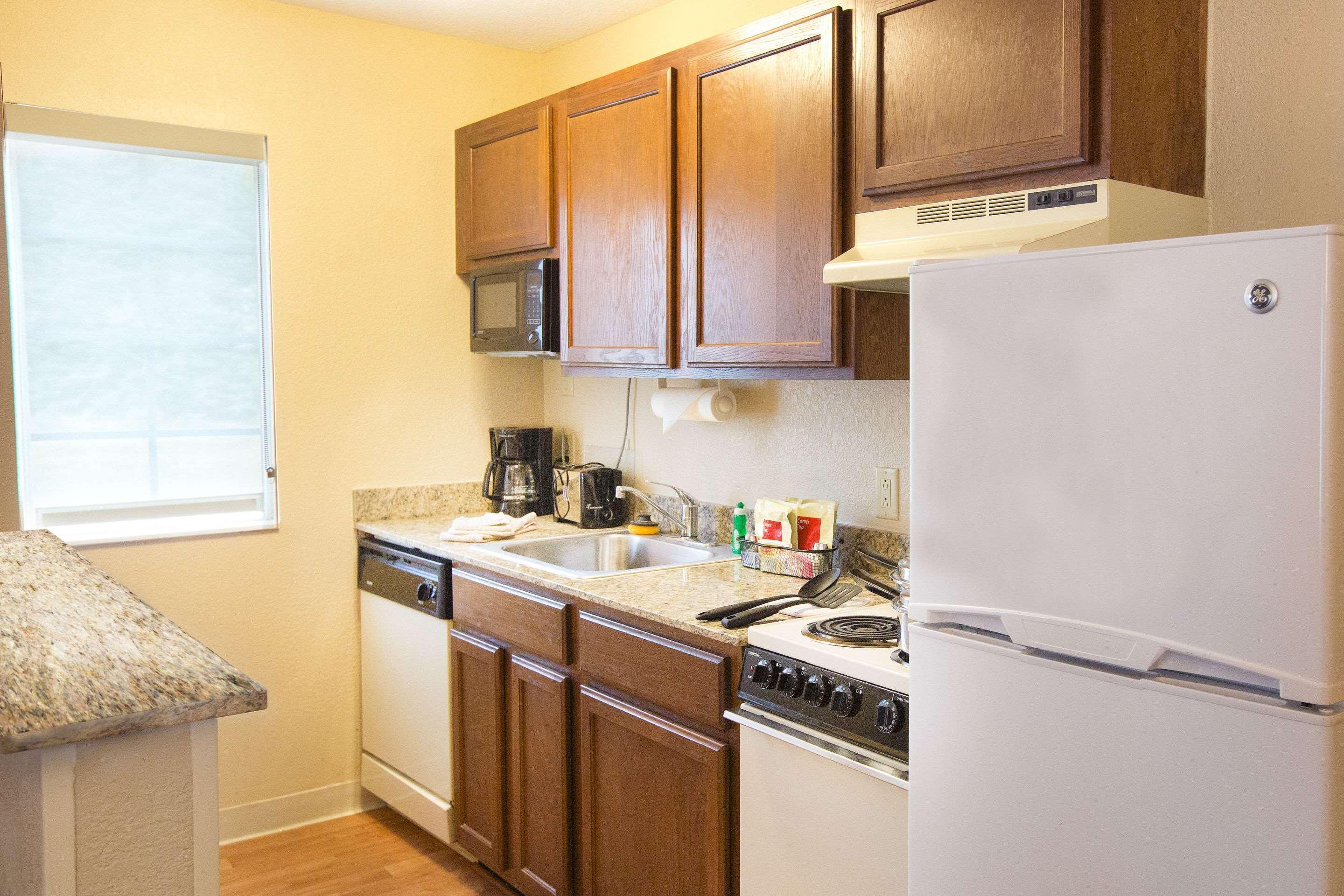 Suburban Extended Stay Hotel Greenville Haywood Mall Eksteriør billede